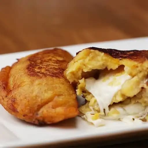 Empanaditas de plátano macho
